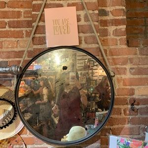 Meet your Posher, Faith